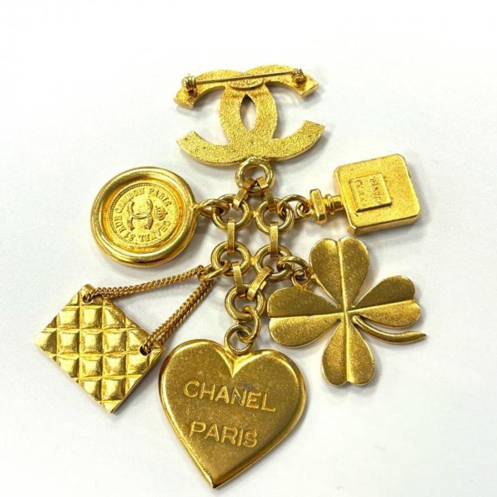 CHANEL Vintage Gold Logo Brooch - Picture 6 of 8